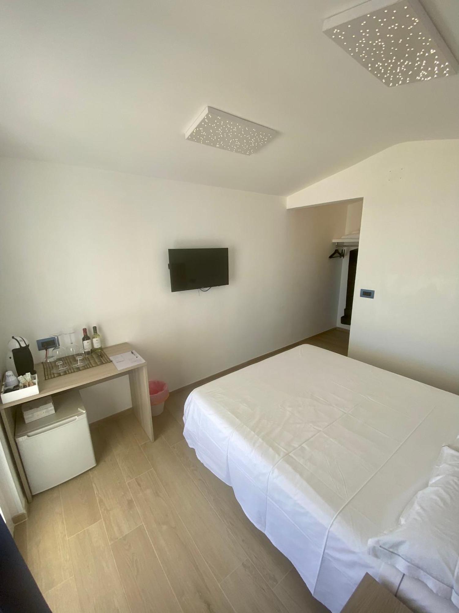 Marina Bay Beach Hotel Peschici Luaran gambar